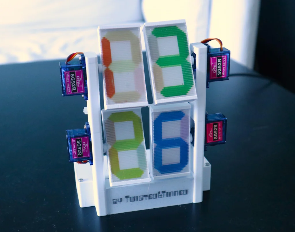 Lenticular Clock